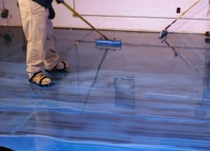 plancher en époxy métallique